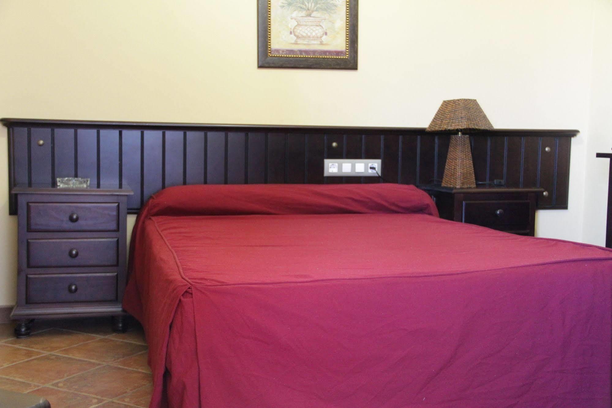 Hostal Pechi Huévar Exteriér fotografie